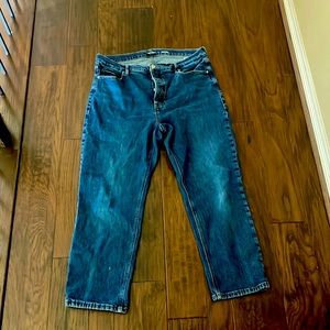 Plus size sky high straight secret skin pocket jeans from old navy.